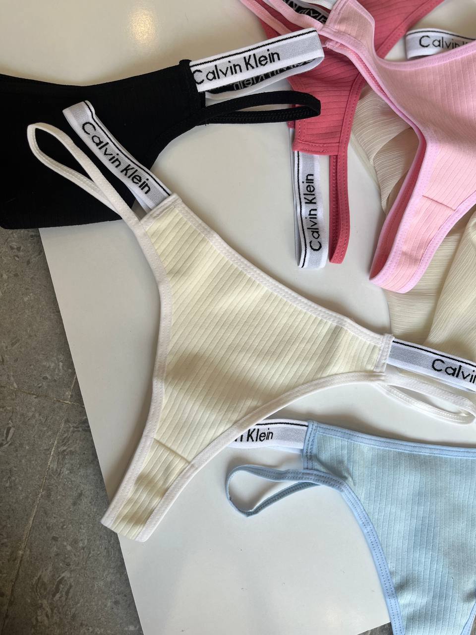 شورت زنانه کبریتی دوبند مدل کلوین