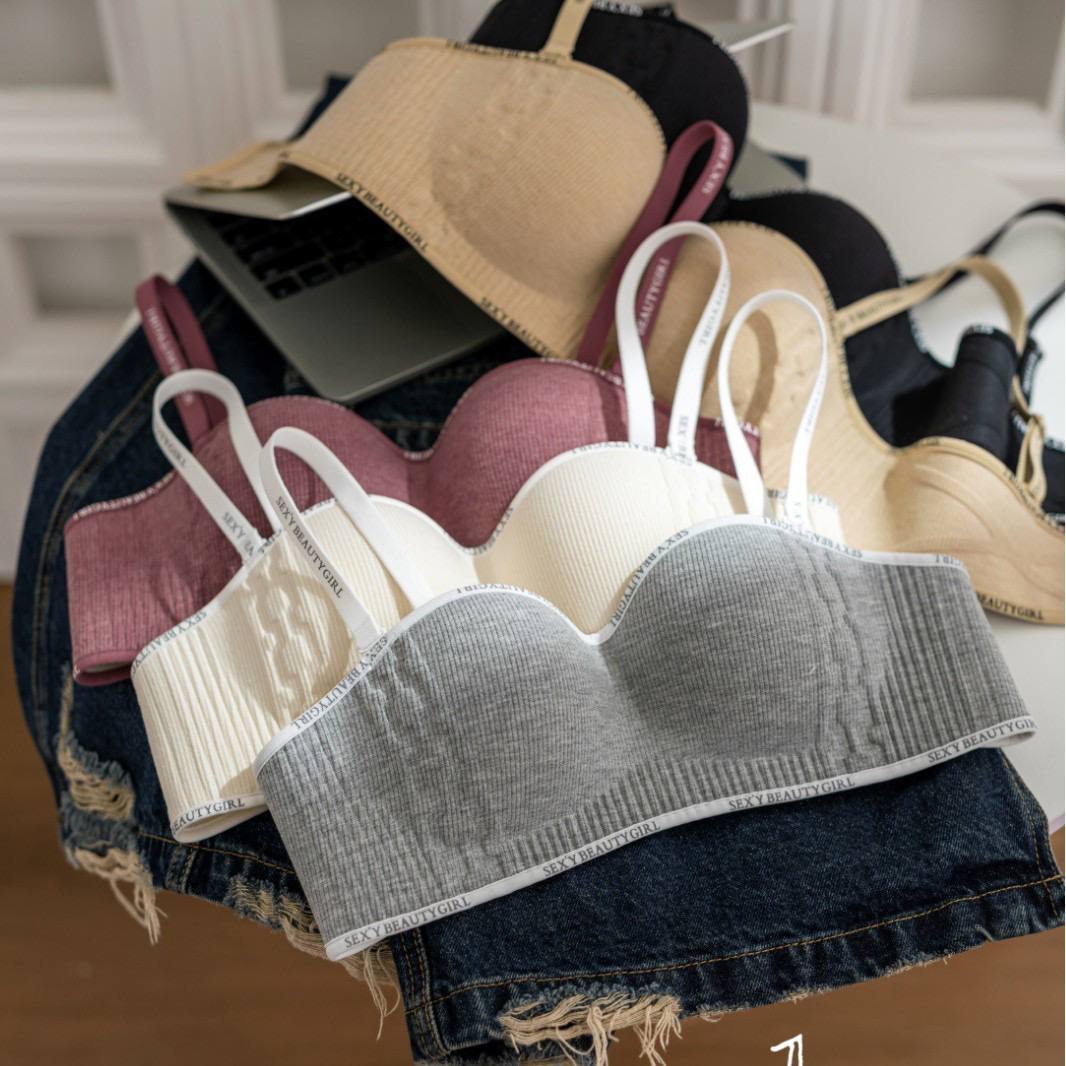 سوتینsexy beauty girl